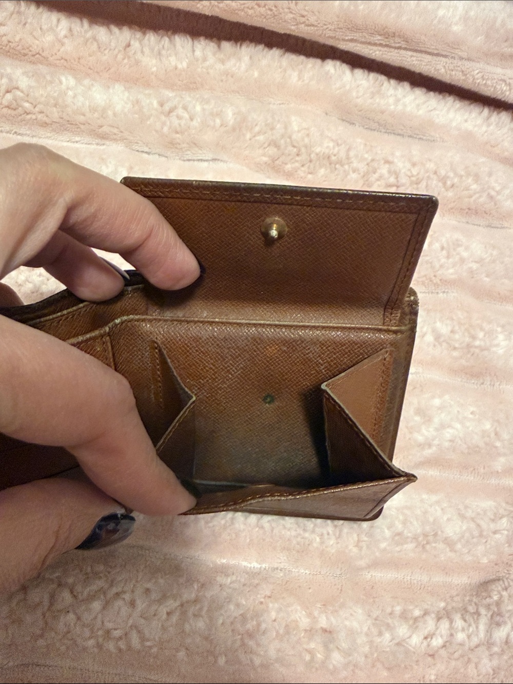 Louis Vuitton Bifold Monogram Canvas Wallet in Dark Brown and Tan - Picture 6 of 9